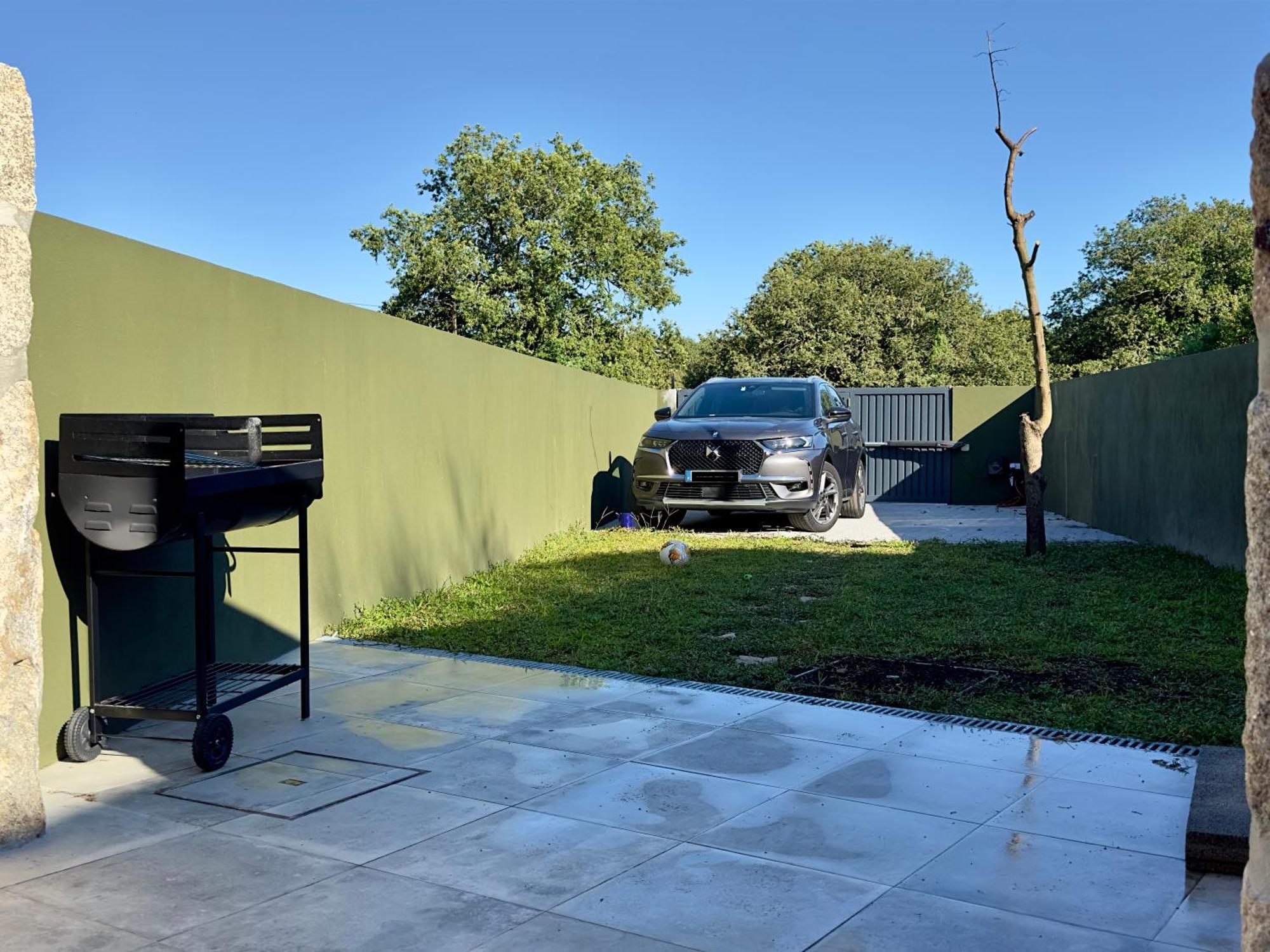 Modern House With Patio And Bbq Casa vacanze Oporto